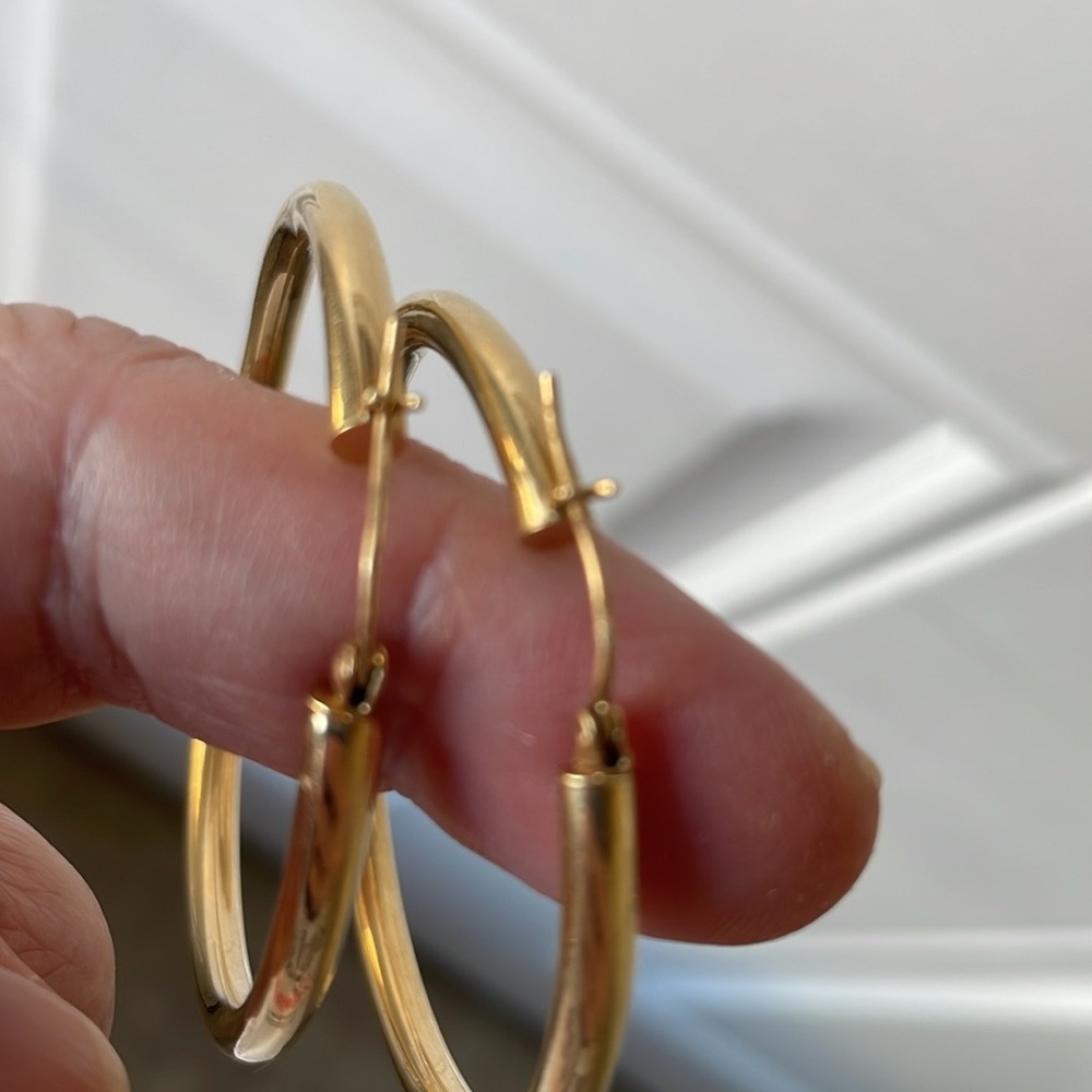 14K Yellow Gold Big Classic Hoop Earrings⭐️ - Picture 5 of 13